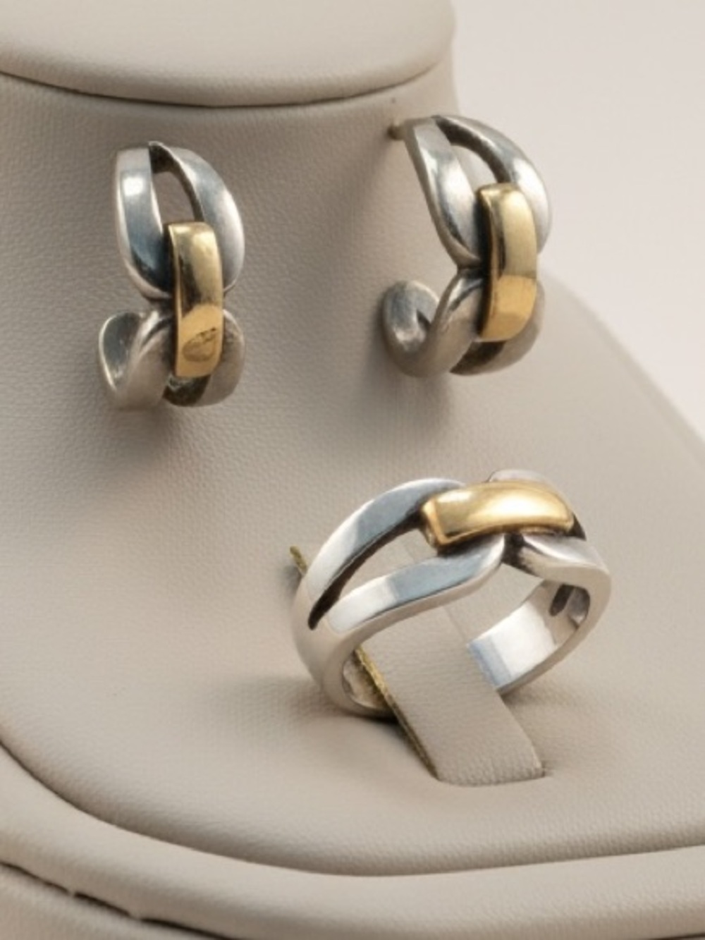 14k gold James Avery Enduring Bond set- hoop earrings ring